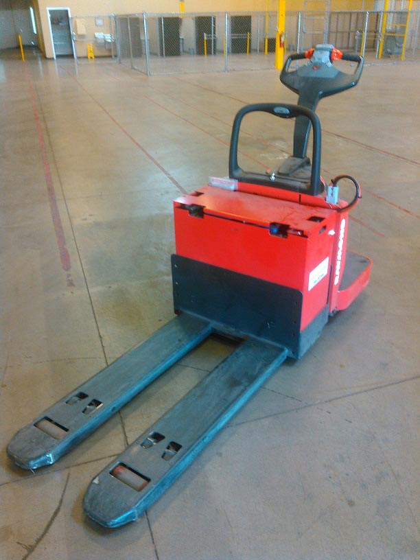 Raymond 8410 Pallet Jack PreOwned ZAR Corp