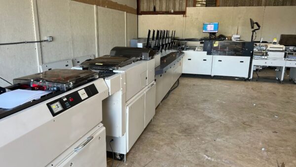 2009 Pitney Bowes FPS12 Inserter with Split Drive (SD) and Sheet Feeder - Image 3