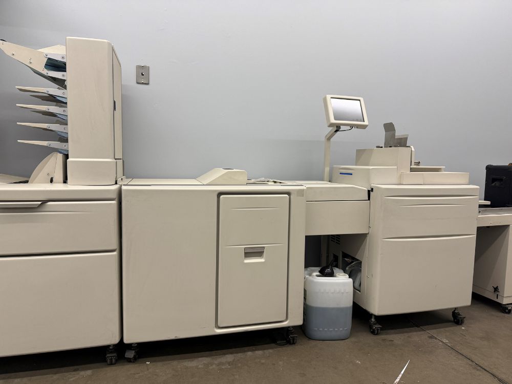 Used Pitney Bowes Relay 9000 Inserter for Sale